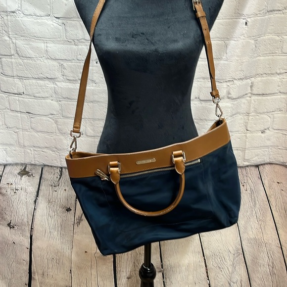 Michael Kors Handbags - Michael Kors Colgate LG EW
Tote Navy Tote Bag